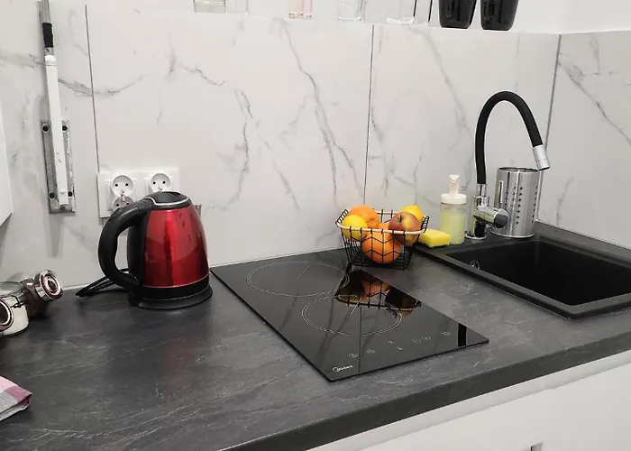 19 - Ghetto Heroes Square